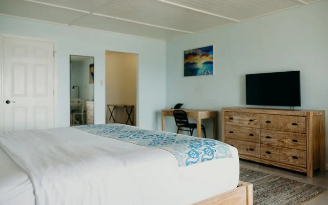 Grapetree Bay Hotel & Villas