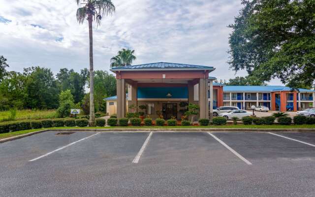 Days Inn by Wyndham Chipley