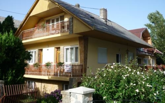 Attila Apartmanház