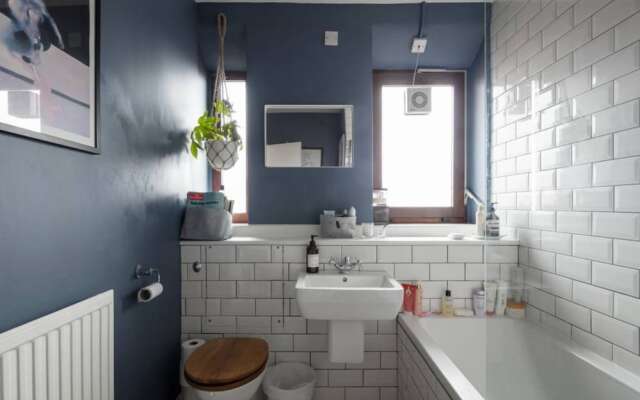 Homely 1 Bedroom East London Flat
