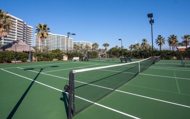Crd1002 4 Bedroom Condo