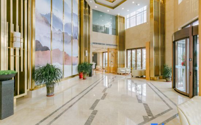 Hualong International Holiday Hotel