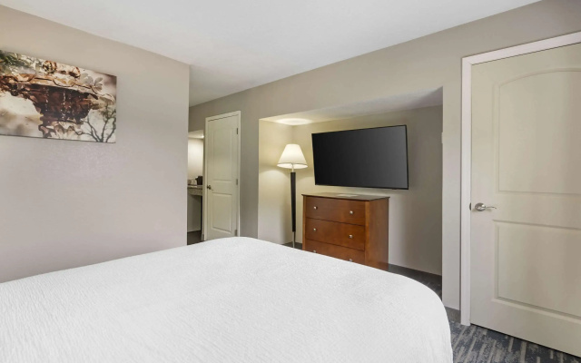 Country Inn & Suites by Radisson, Pickerington, OH