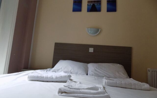 The New Royal Windsor Hotel