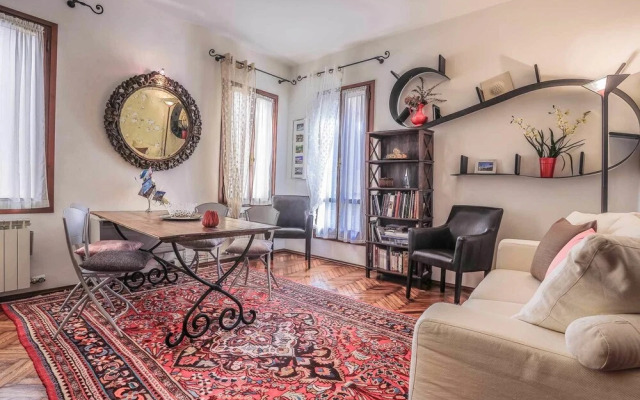 Venice Dream House Bolero