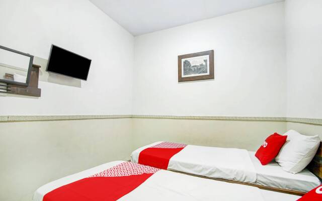 OYO 3957 Boarding House Boss