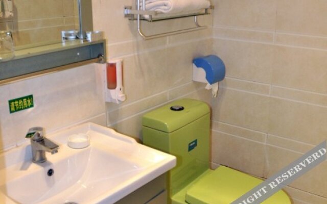 Xinyuan Business Hostel