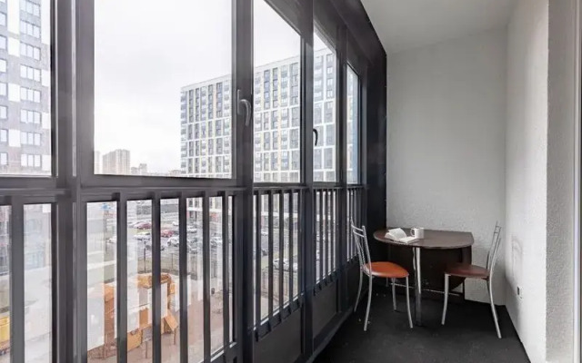 Kakadu on emb. Oktyabrskaya, 34, bldg. 5