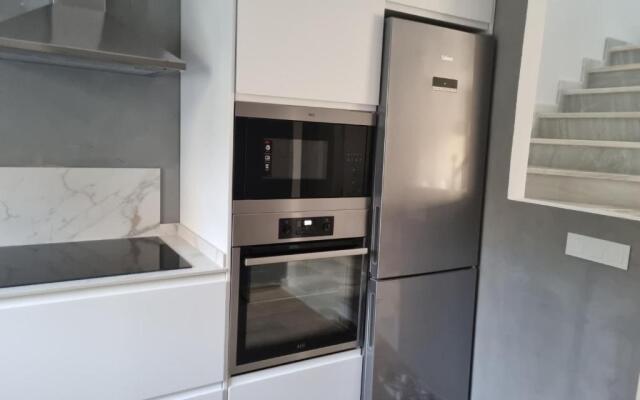 Town-House-Style Villa - on the Golden Mile