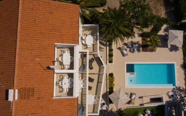 Pool Apartments Galeb