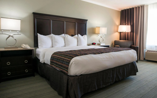 Country Inn & Suites by Radisson, Effingham, IL