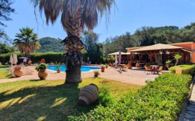 Phivos Hotel