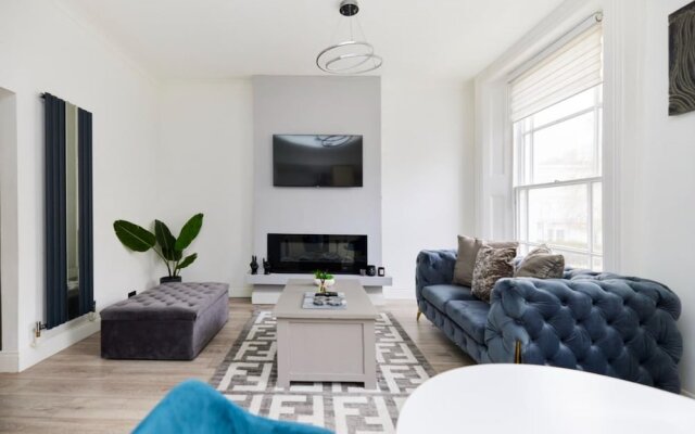 The St Johns Wood Place Lovely 1BDR Flat