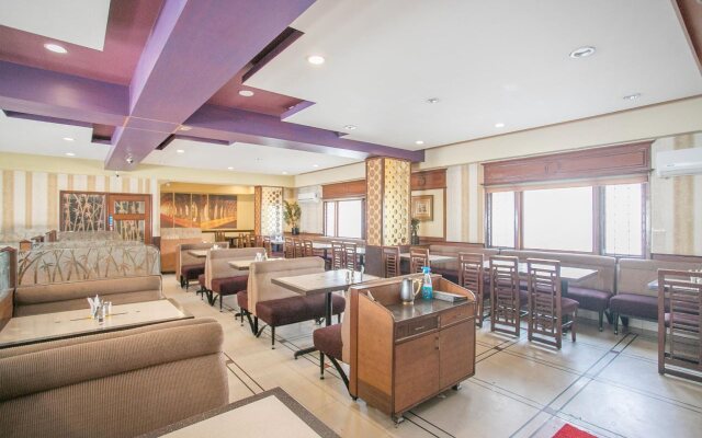 OYO 579 Hotel AAB