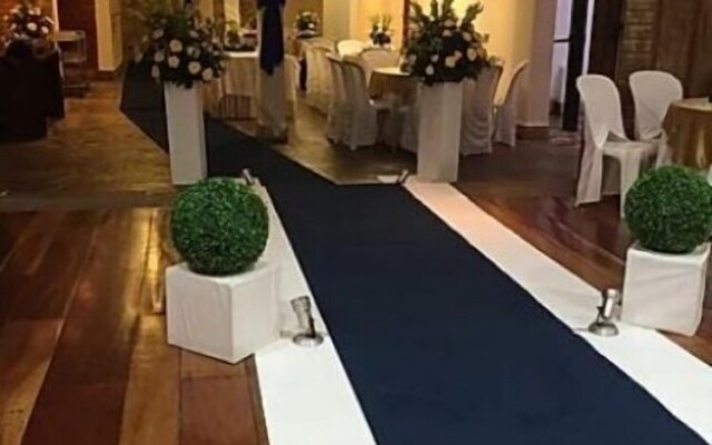 Hotel Verdes Mares