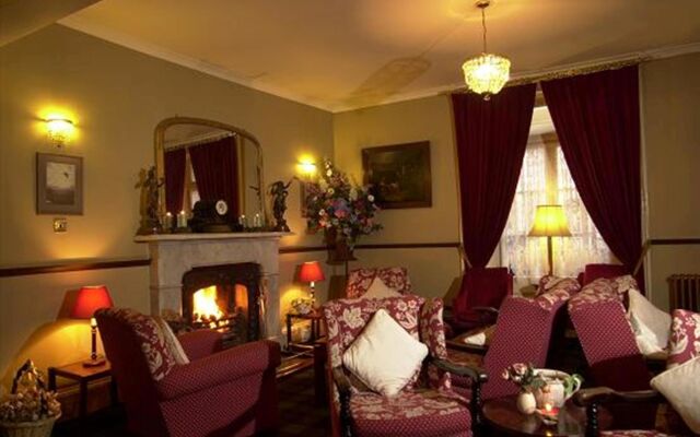 Atholl Arms Hotel