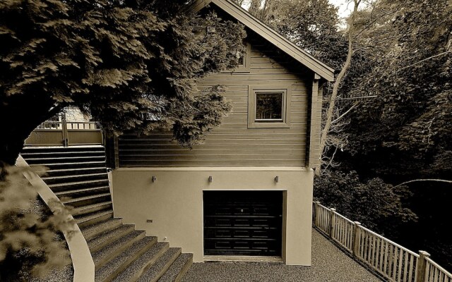 Alum Chine log Cabin