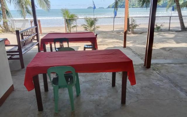 Bucana beachfront guesthouse