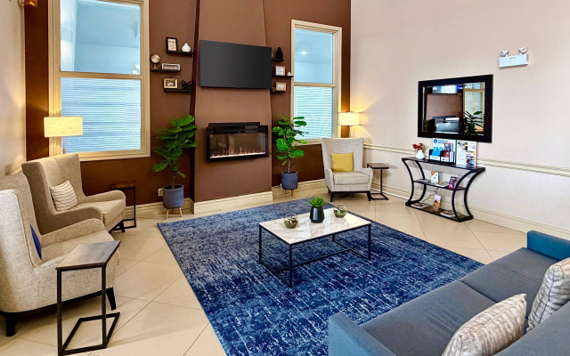 Comfort Inn & Suites Ambassador Bridge