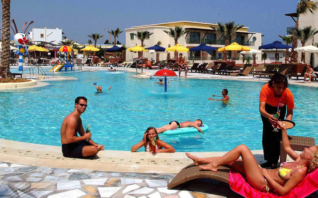 Star Beach Village and Water Park
