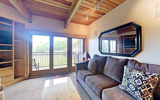 Timberline Condominium Studio Deluxe Unit 217