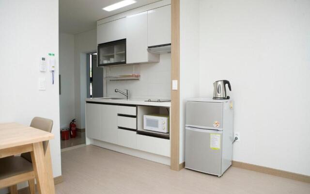 Seogwipo Dorami Pension