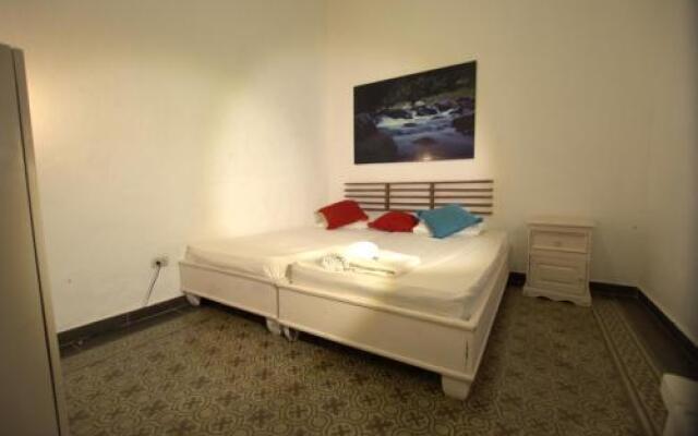 La Puerta Roja Guest House