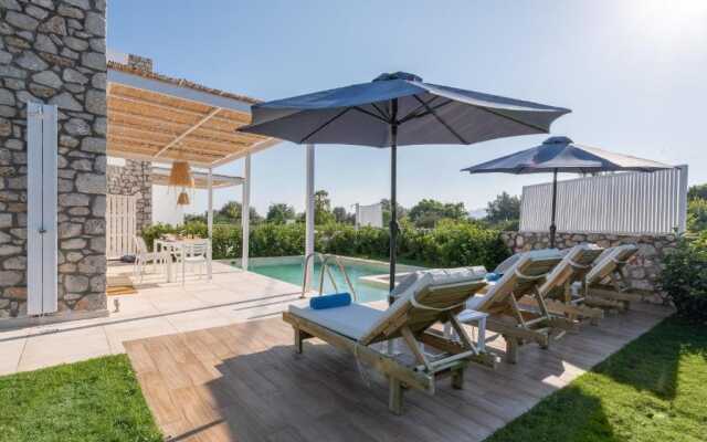 New Ossiano Pool Villas