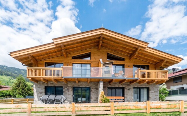 Luxurious Holiday Home in Piesendorf With Sauna