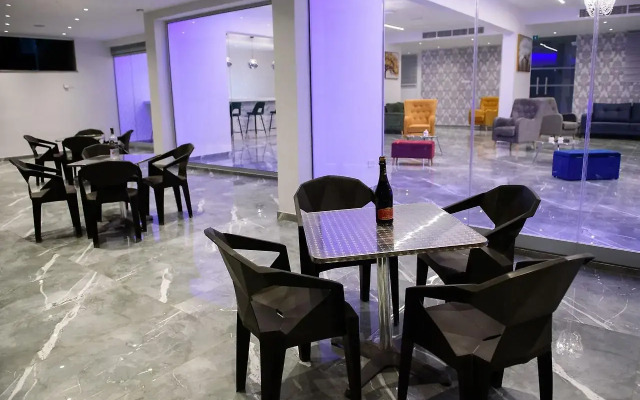 Milea Hotel