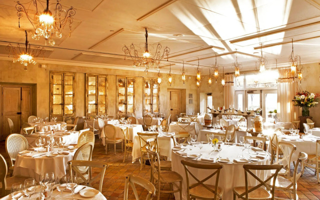 Delamar Greenwich Harbor