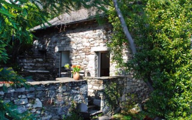 House Garuda Brissago