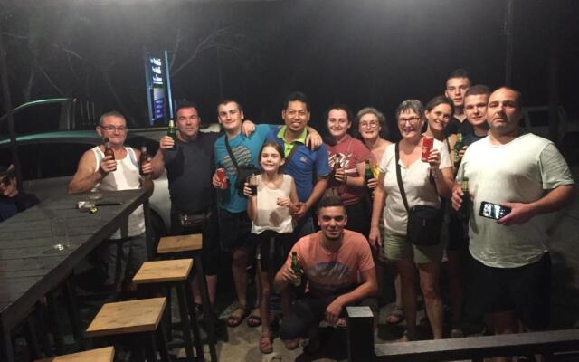 You In House URT Surathani Airport