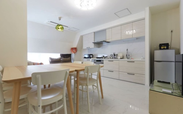 100sqm Asakusa Apartment