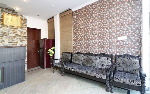 OYO 6706 Hotel New Sunder Residency