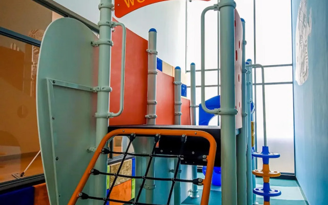 Spacious 3Br At Hillcrest House Apartment