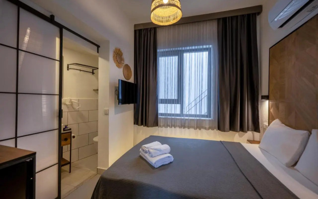 The Easy Rooms Verandah