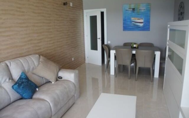 Levante Seafront Beach Apartment