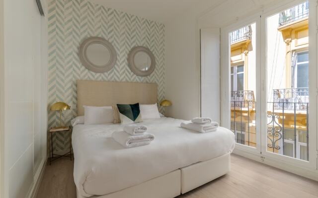 Thyssen Boutique Apartments Caleta Homes