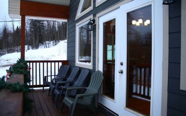 Stoke Cabin by Revelstoke Vacations