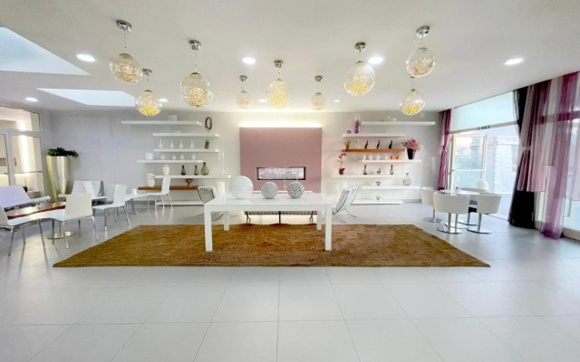 Yes Hotel Touring & SPA