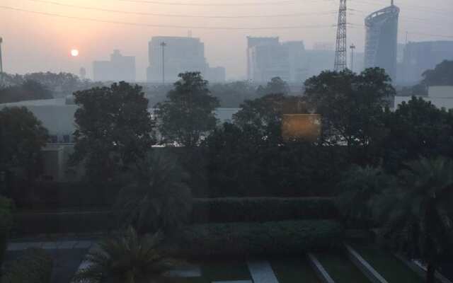 Maxfort Huda City Centre