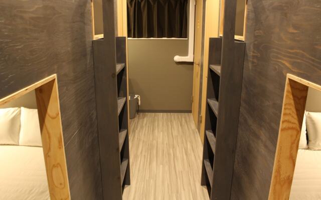 Sekai Hotel Yanagi - Hostel