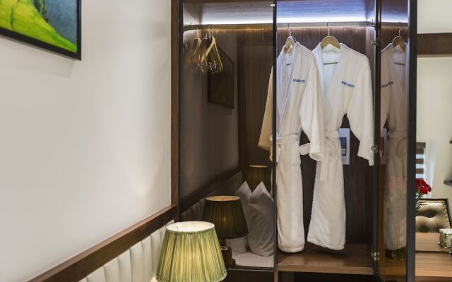 Blubiz Hotel 5