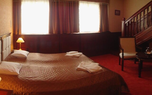Nelson Hotel