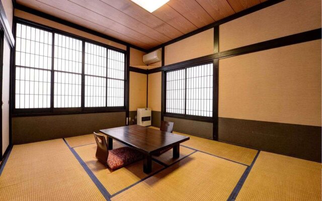 Matsurube Onsen Kamikura