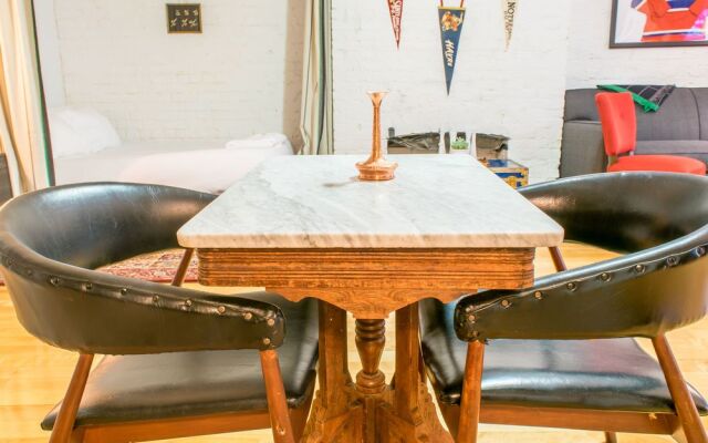 Artsy Studio in Milton Park by Sonder