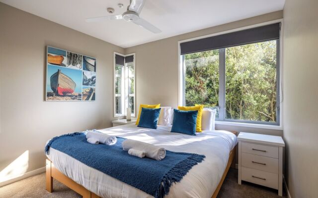 Sea Breeze at The Sands - Onetangi Beach