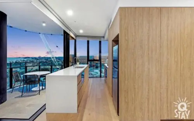 Casino Private Apartments - QStay