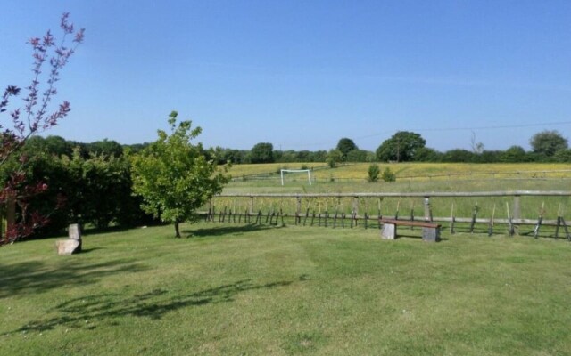 Morden Rustic Country Converted Stable, Kent Downs